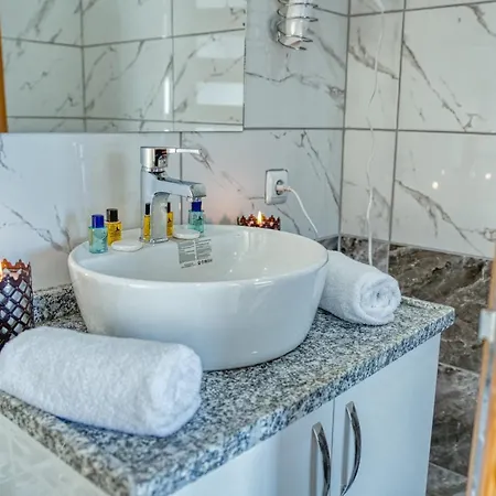 Hotel Garth Of Balat