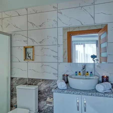 Garth Of Balat Hotel 2*