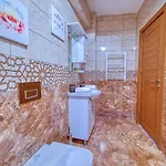 Hotel Garth Of Balat 2*